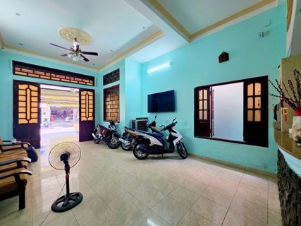 Bán nhà mặt tiền Hồ Văn Tư, Trường Thọ, DT 129m2, ngang 5.6m, sổ chính chủ. Kinh doanh đa ngành